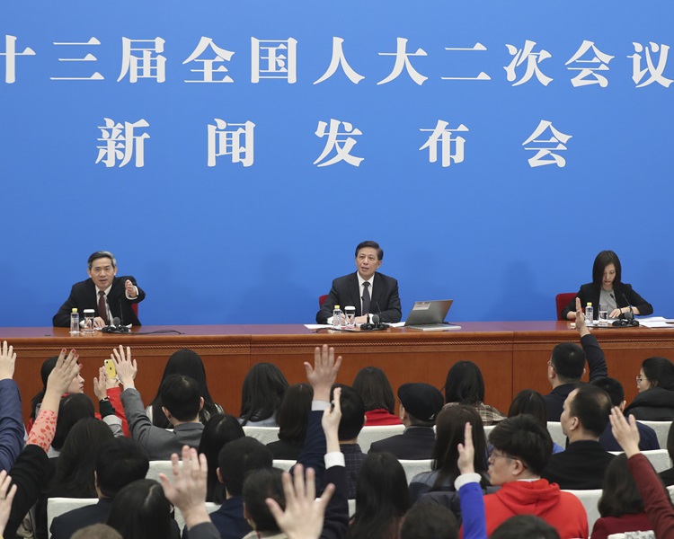 第十三屆全國人大二次會議今日舉行記者會,明日開幕。新華社