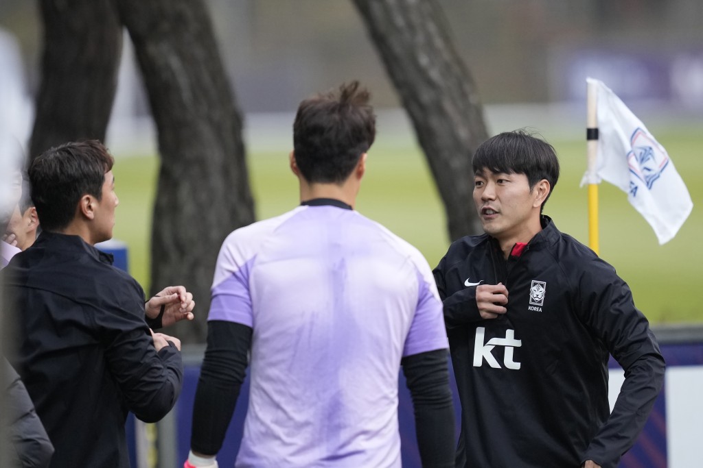 南韩国家队正在进行集训。  AP