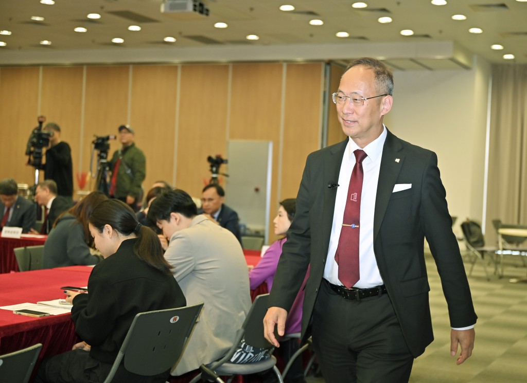 浸大昨舉行傳媒午宴，校長衛炳江及一眾管理層成員出席，並介紹大學的最新發展。