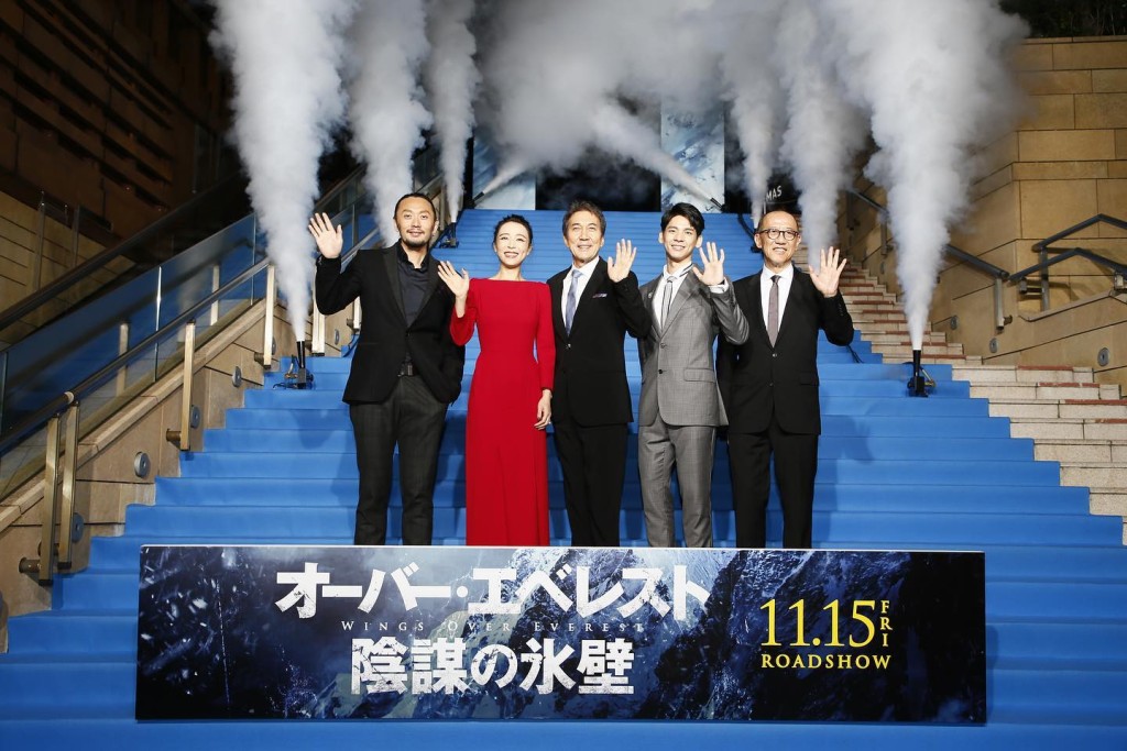 张静初与役所广司及林柏宏主演《冰峰暴》为中日合拍动作冒险电影，2019年11月3日在东京电影节全球首映。