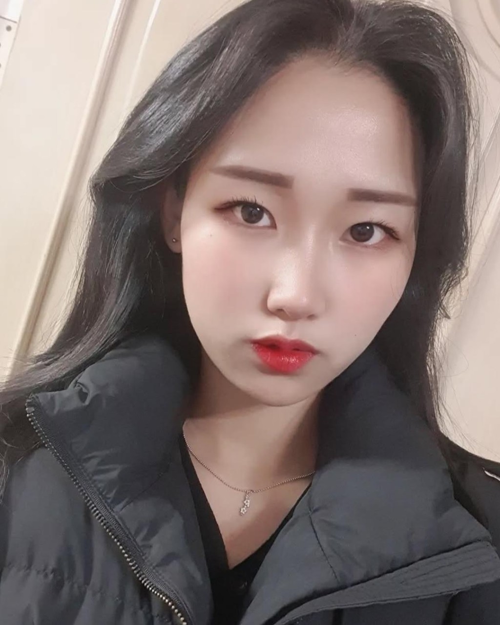 疑似金姓女的IG照片曝光后，粉丝数量大量。IG@no_mute