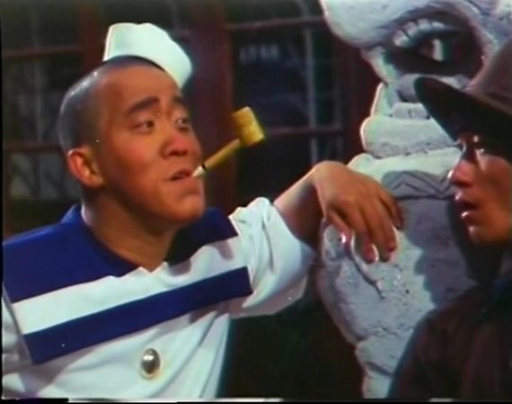曾志偉曾為足球員及龍虎武師，又於1977年做幕後，第一部幕後作品是《李三腳威震地獄門》擔任副導演和演出。