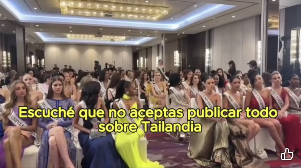 在泰国举办的第74届环球小姐总决赛绶带授予仪式。 มงกุฎนางงาม - Beauty Pageant