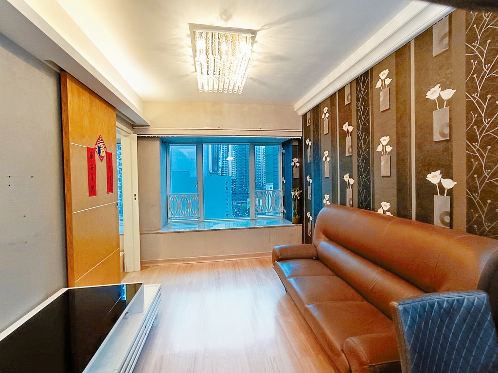 葵涌雍雅軒1座12字樓H單位，開價370萬。