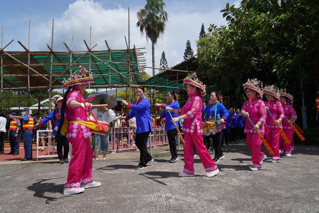 大埔区龙舟竞赛举行前，大会进行展现蛋家文化的表演。资料图片