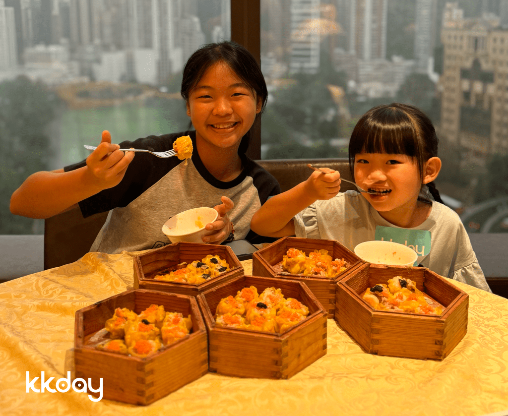 「圍爐親子點心班」製作燒賣(圖片來源:KKday) 「圍爐親子點心班」製作燒賣(圖片來源:KKday)
