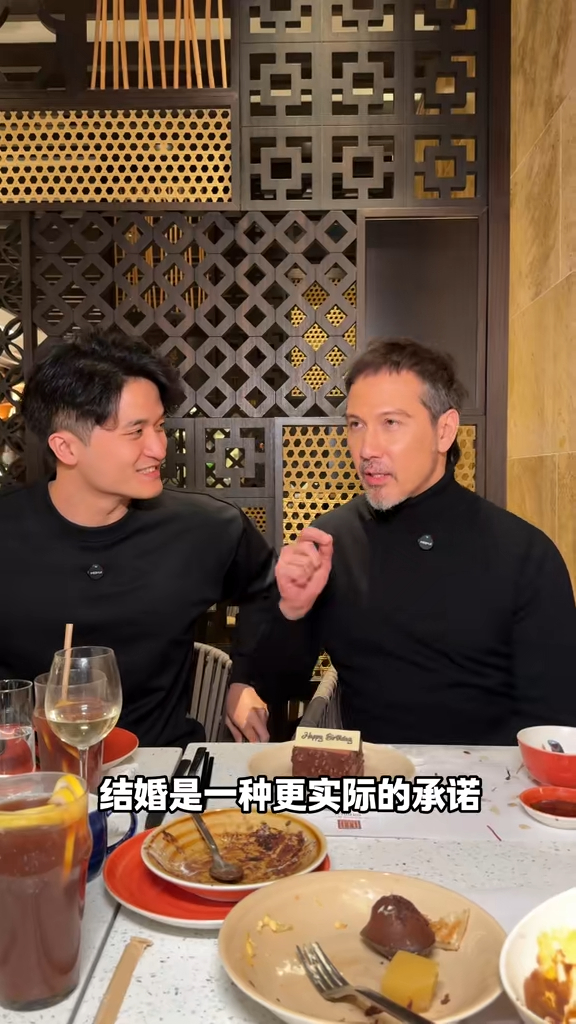 Soler大孖Julio認為結婚與拍拖的分別,盲是一個實際的承諾。 Soler大孖Julio認為結婚與拍拖的分別,盲是一個實際的承諾。