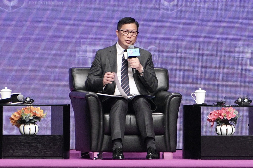 邓炳强出席「全民国家安全教育日」开幕典礼暨主题讲座。（陈浩元摄）