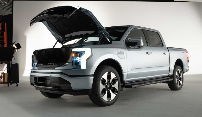 熱銷的福特F-150 Lightning電動貨車暫已停產。網上圖片