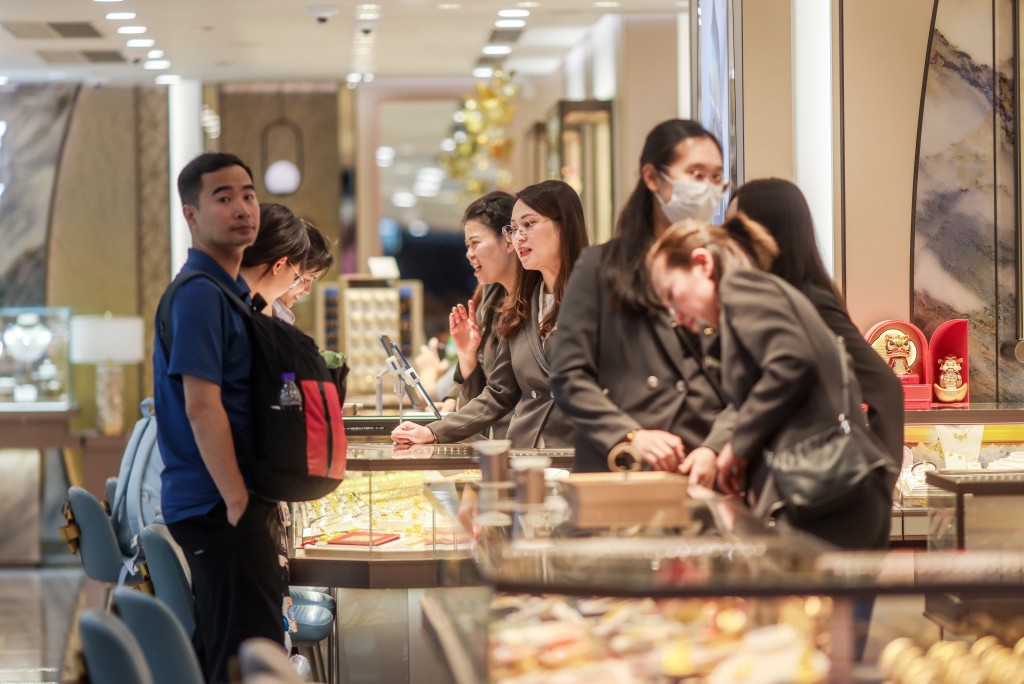 9月零售銷貨額313億元按年升5.9%。資料圖片 9月零售銷貨額313億元按年升5.9%。資料圖片