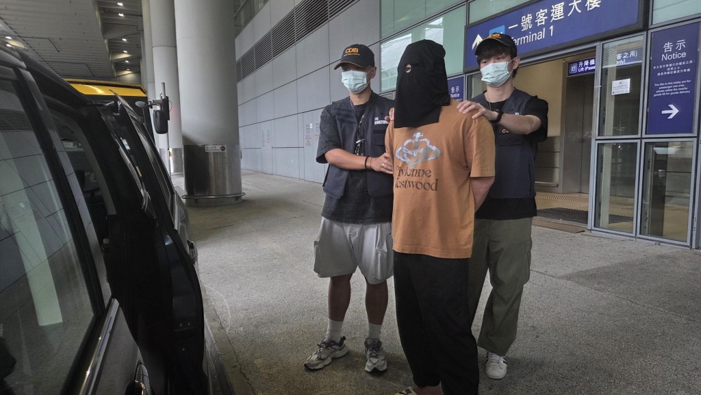 第二宗案件的被捕人士。 第二宗案件的被捕人士。