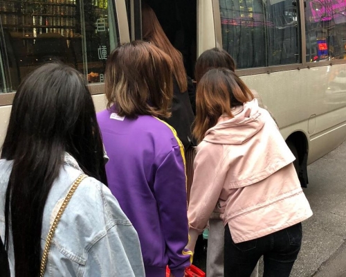 行動中部份被捕女子。警方圖片