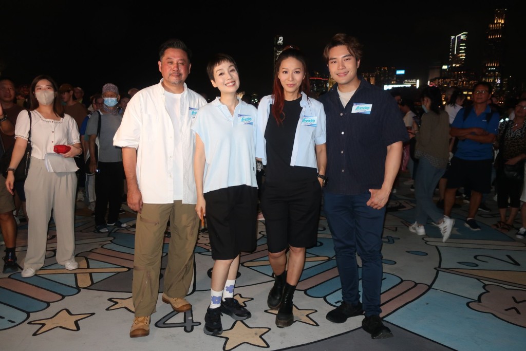 麥長青最近與江美儀、滕麗名及陳浚霆主持TVB節目《約埋班Friend遊香港》。