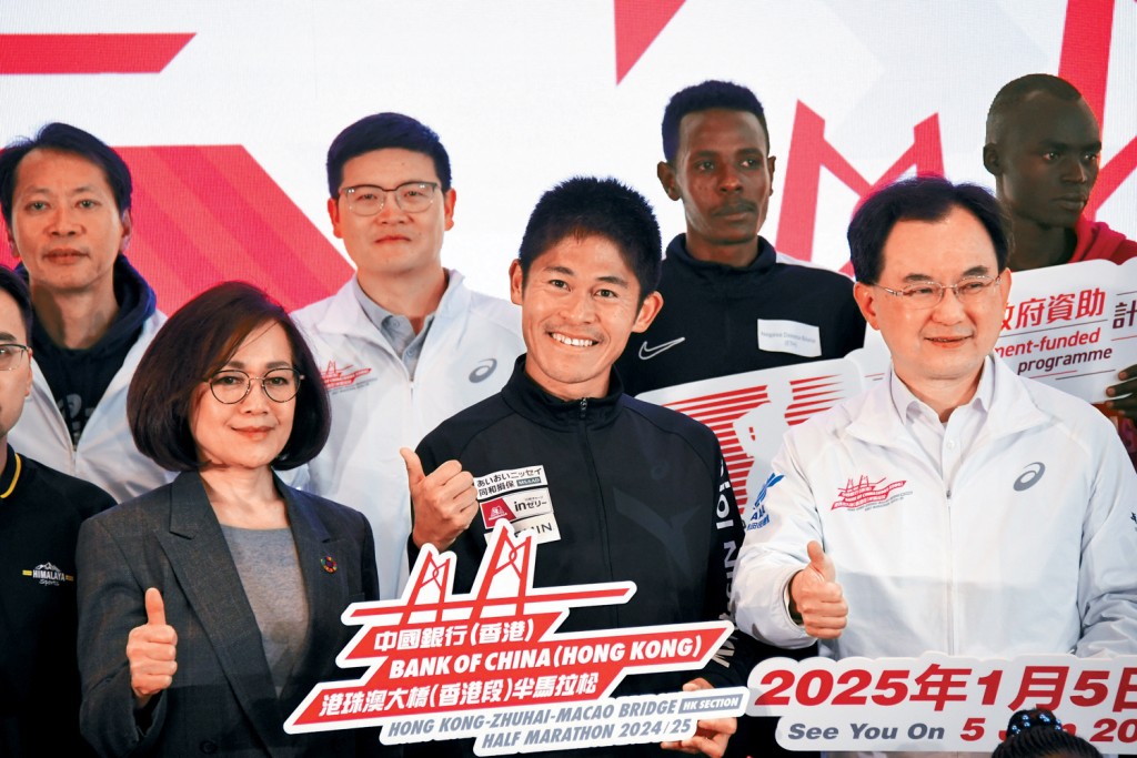 川內優輝(中） 表示對香港印象甚好。