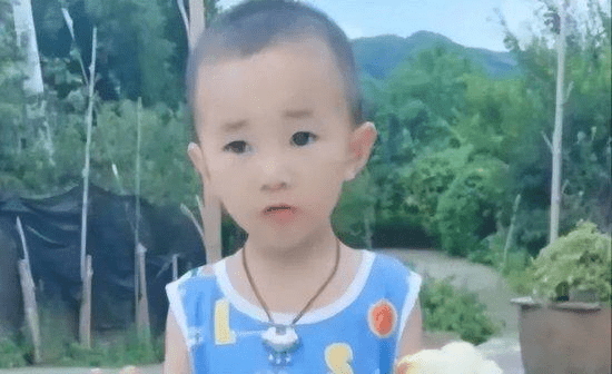 3岁男孩姚逸宸在家门口失踪已3天。