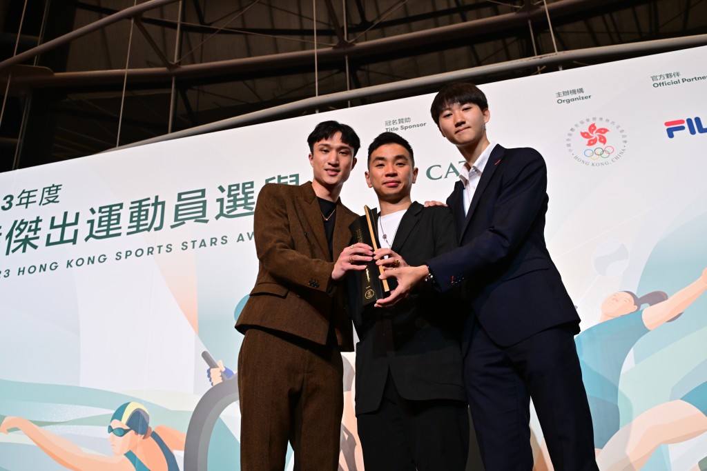 最佳运动组合奖，蔡俊彦(左起)、杨子加、梁千雨。 陈极彰摄