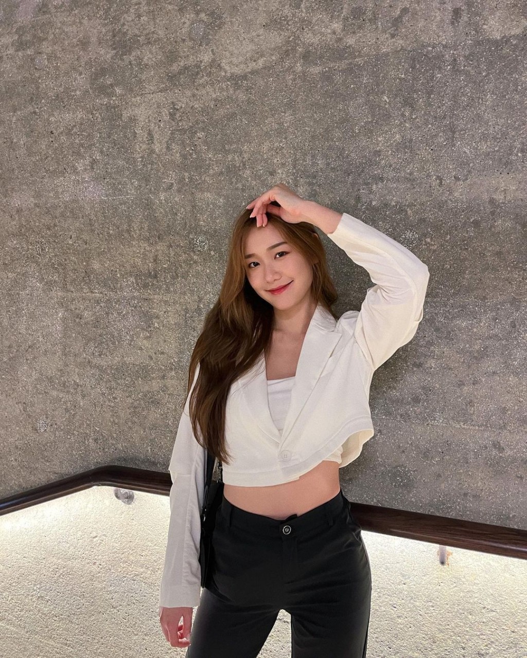葉靖儀是《咔嚓咔嚓》主持。