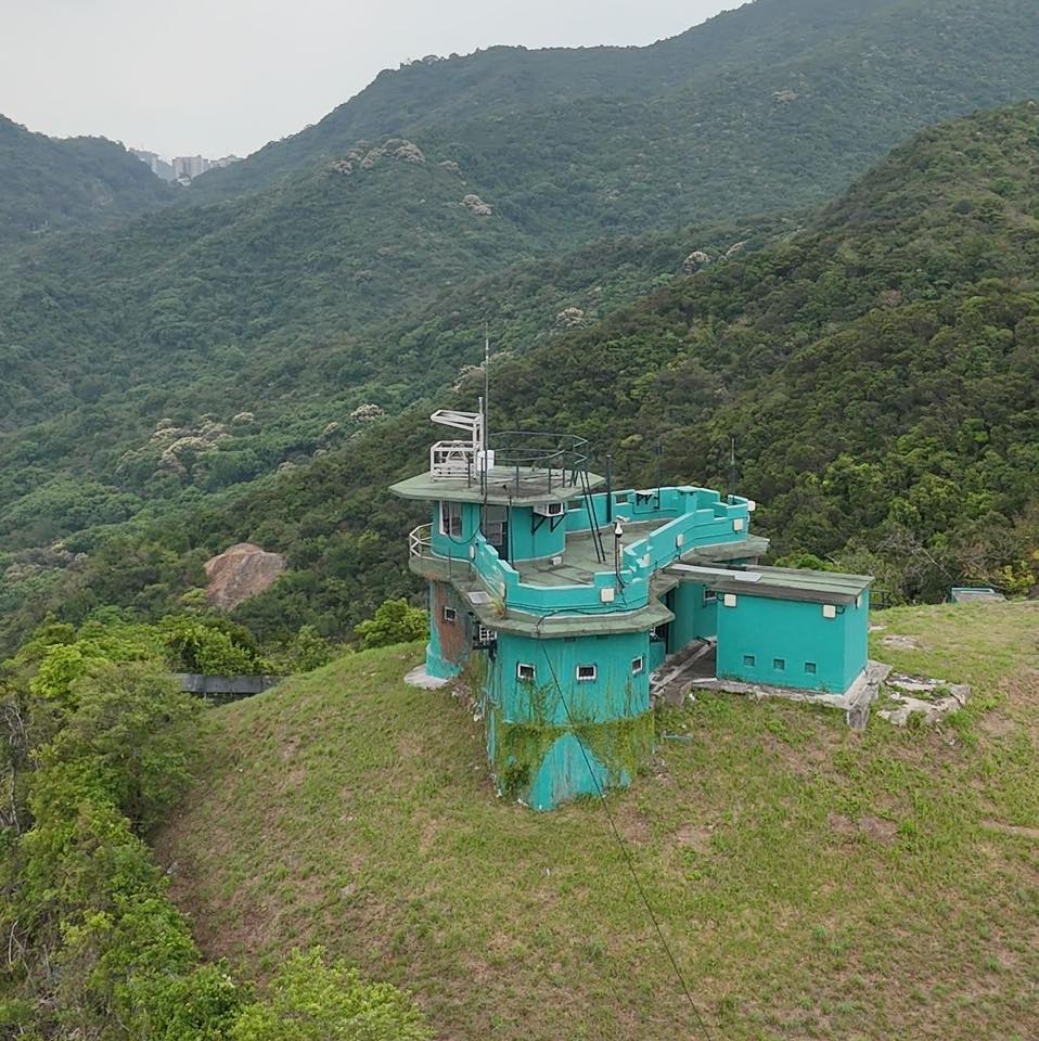 麦景陶碉堡是于1949年至1953年间香港警队沿深圳河兴建的七座混凝土瞭望站。