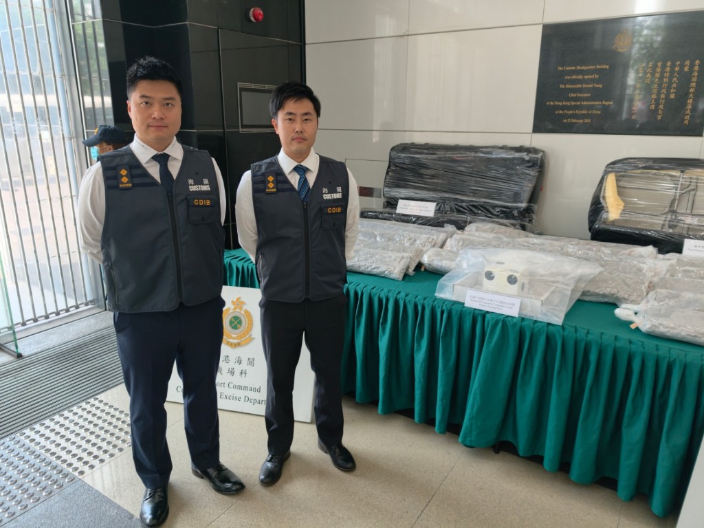 海關毒品調查科破兩宗販毒案。