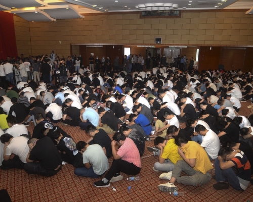 680名中國籍人員被捕。AP