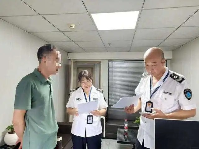 衞健局、市監局調查後指口腔醫院對老李過度醫療。 衞健局、市監局調查後指口腔醫院對老李過度醫療。