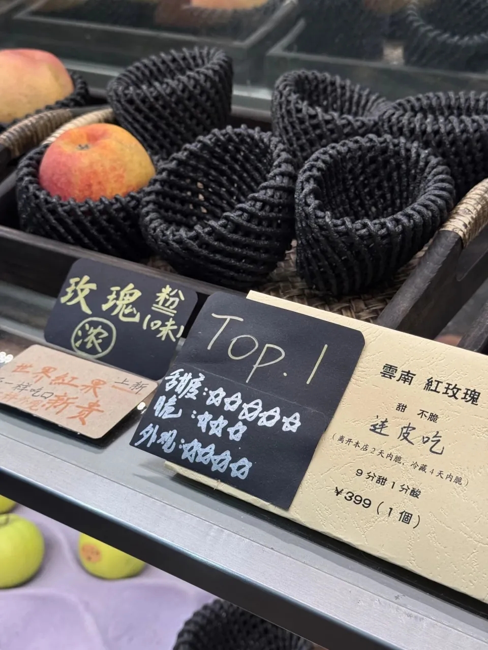 單顆雲南紅玫瑰售399元。 小紅書