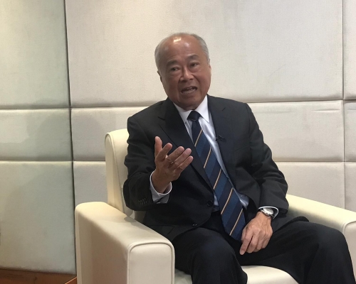 周松崗又指,《禁蒙面法》經得起司法挑戰。
