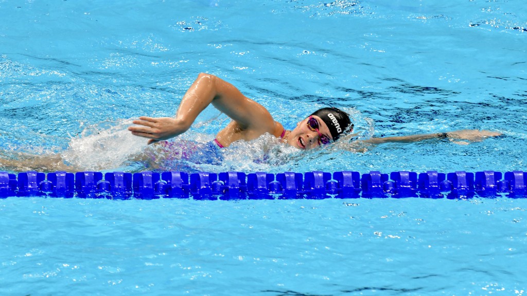 何詩蓓先出戰二百米自由泳預賽。 記者梁柏琛東京直擊