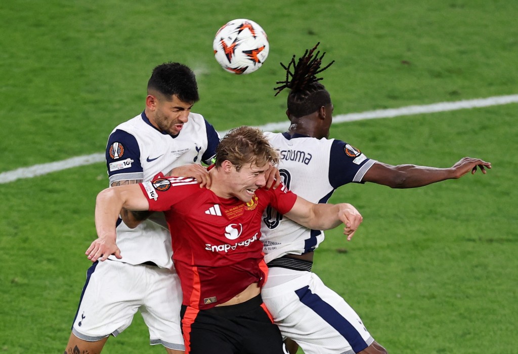 海倫在曼聯的表現備受批評。路透社