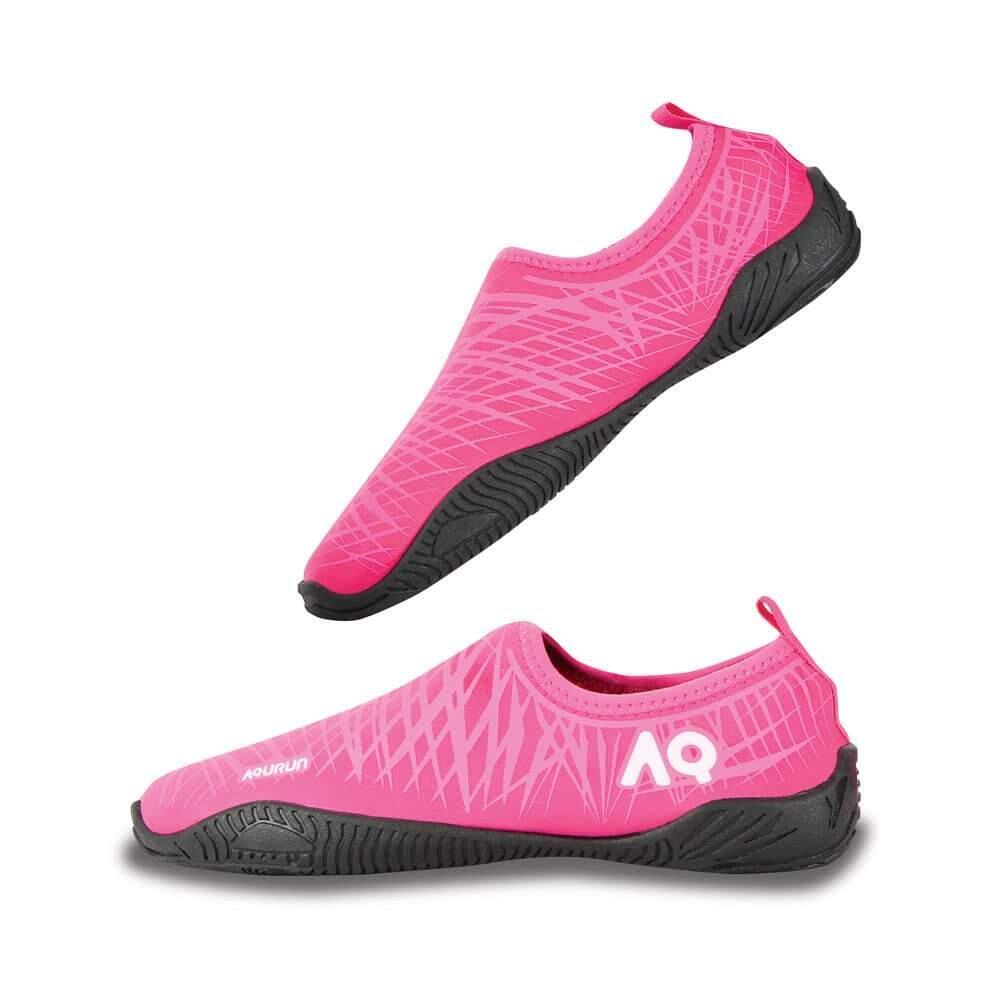 Aqurun粉紅色水陸兩用鞋/原價$220、現售$209/Decathlon。（圖片來源 : Decathlon）
