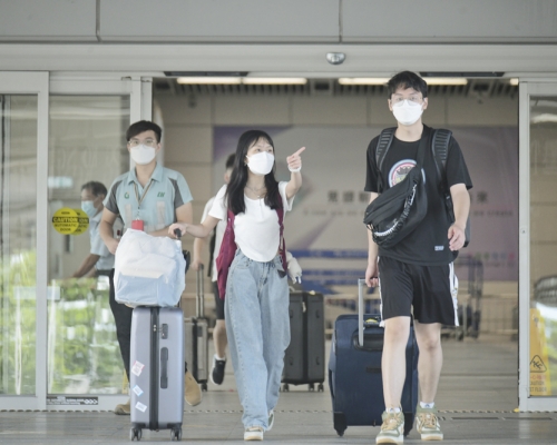 多名議員關注本港何時與內地通關。 資料圖片