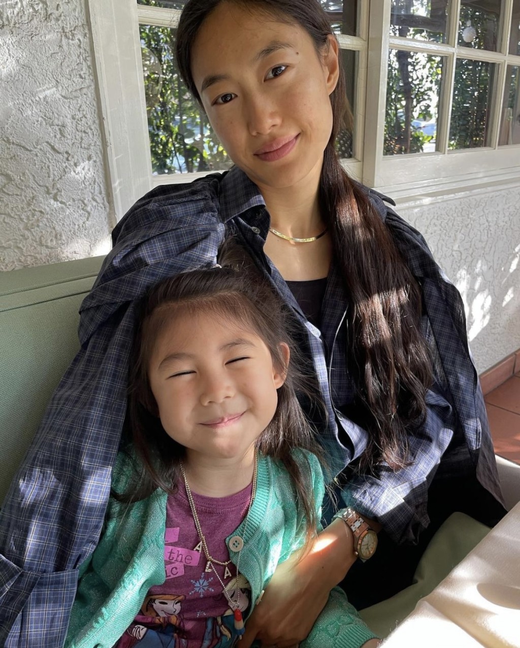 5 歳的Alaia，樣子似足媽咪秦舒培。