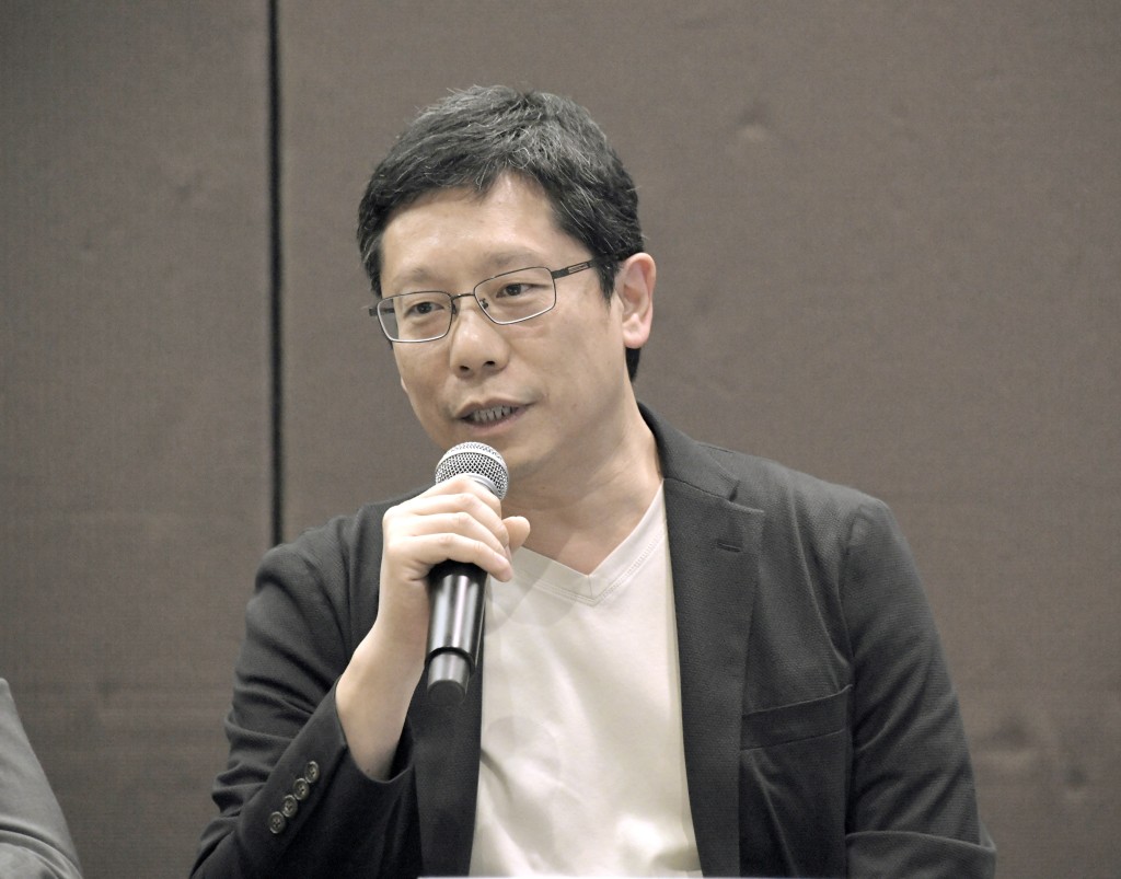 黃傑龍認為規管屬「合理但偏嚴」，不過相信當局是希望盡量不引起社會反彈，平衡不愛狗市民的感受。