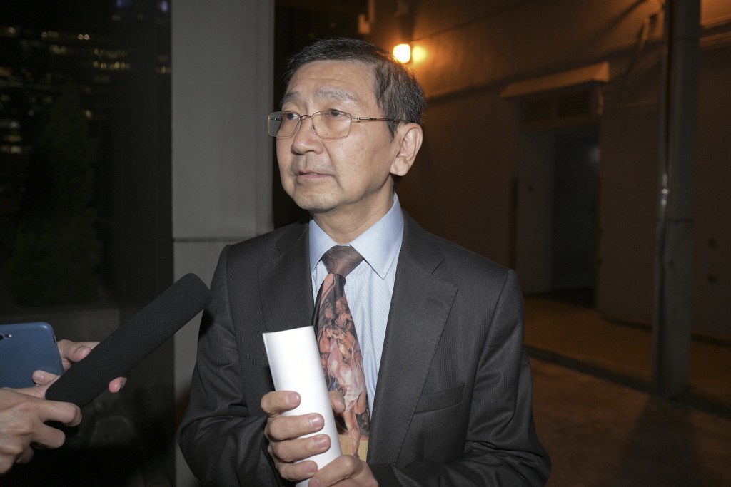 港大法律學者陳文敏在電台質疑法庭就前年10.1集結案判刑過重。資料圖片