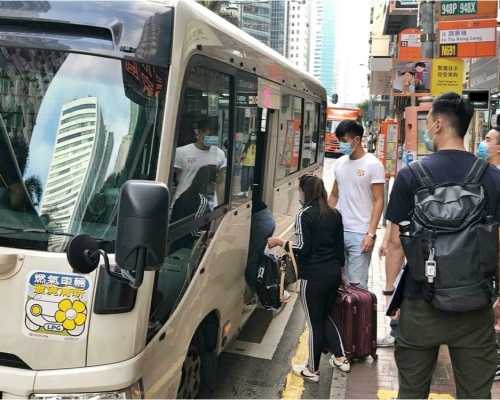 警方今日在灣仔拘捕10名人士。警方圖片