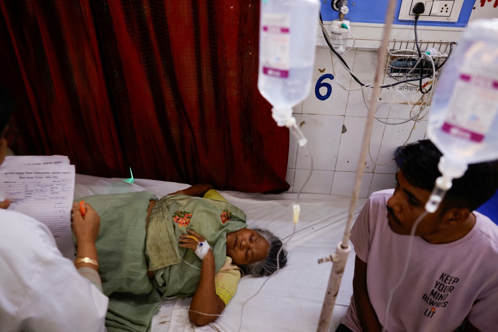 65岁的德维 (Kusum Devi) 在事件中受伤。（路透社）