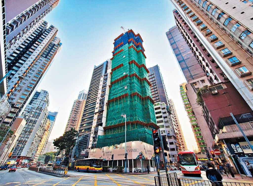 項目設有約74伙，提供2房及3房戶型，預計關鍵日期為2026年11月5日，樓花期不足11個月。