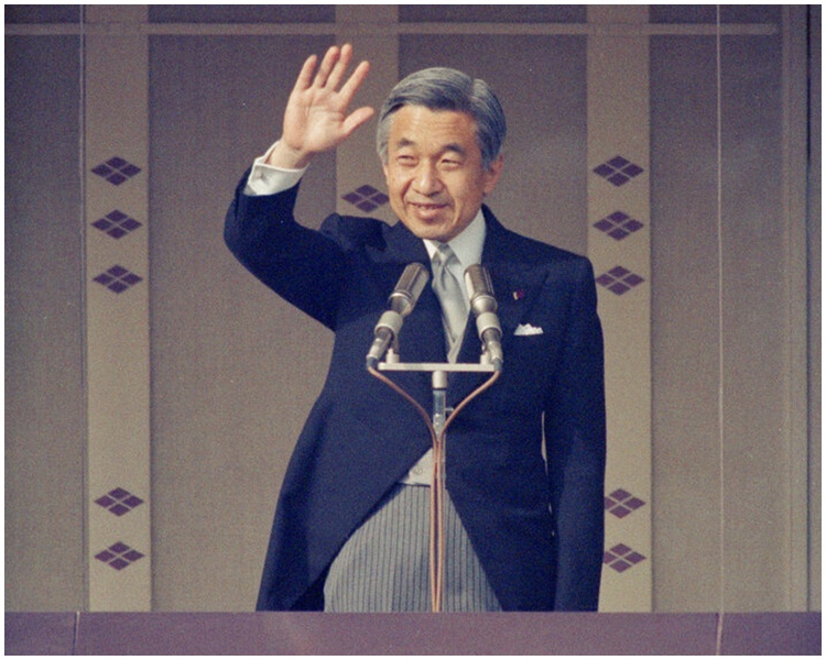 日皇明仁周二退位。AP