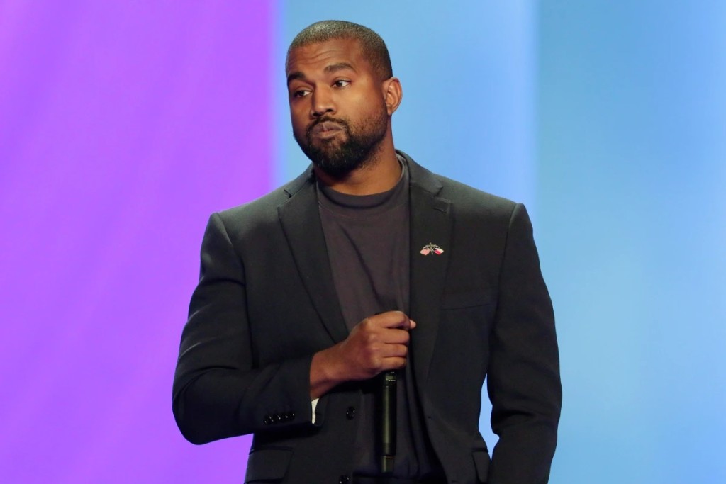 Kanye West宣佈退出Coachella音樂節。