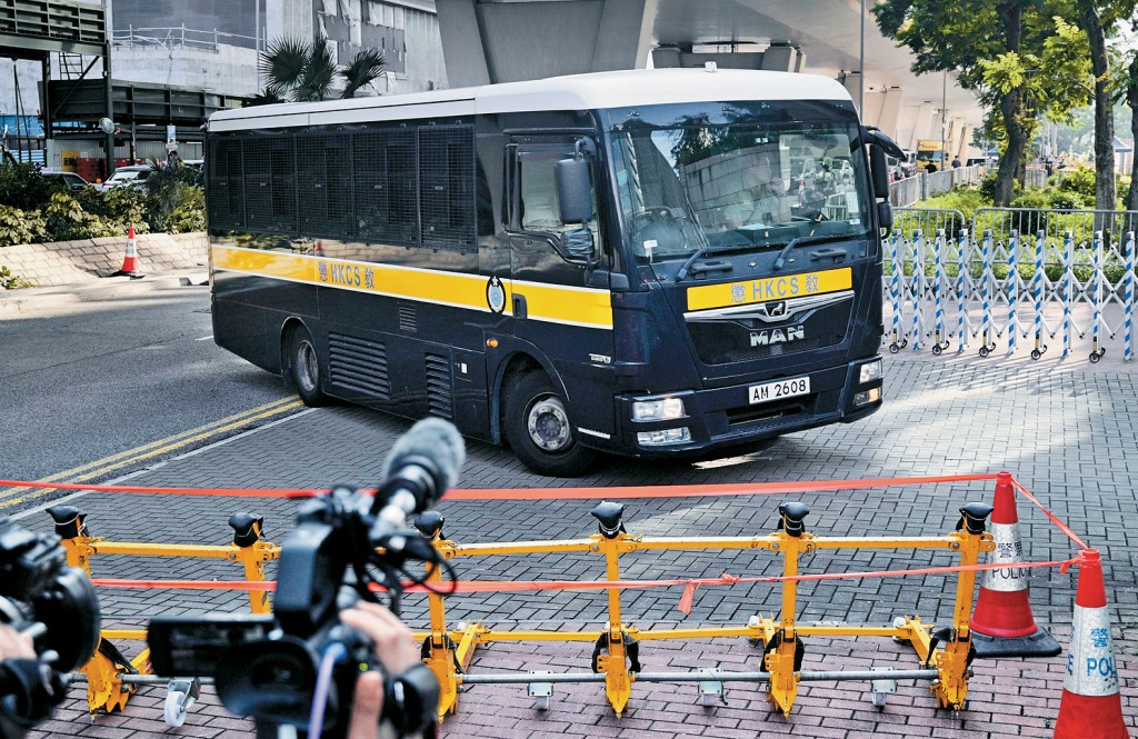《香港國安法》指定法官指出，案發時儘管《香港國安法》已實施，眾被告仍一意孤行犯案，選擇在社會動盪不安之際公開作出煽動言行。