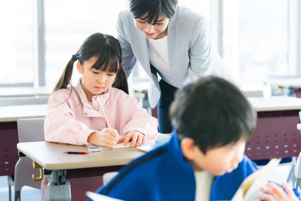 人文科不再着重背誦抄寫 課程內容/授課模式/評核方式全方位解構︳小學課程(圖片來源:PhotoAC) 人文科不再着重背誦抄寫 課程內容/授課模式/評核方式全方位解構︳小學課程(圖片來源:PhotoAC)