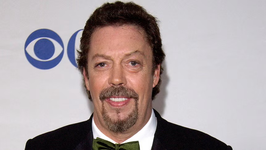 Tim Curry於25日在洛杉磯寓所離世,享年80歲。 Tim Curry於25日在洛杉磯寓所離世,享年80歲。
