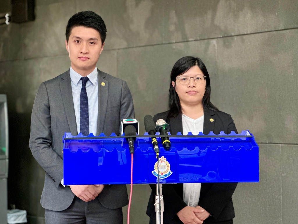 警方財富情報及調查科高級督察羅俊熹與申文燕。 警方財富情報及調查科高級督察羅俊熹與申文燕。