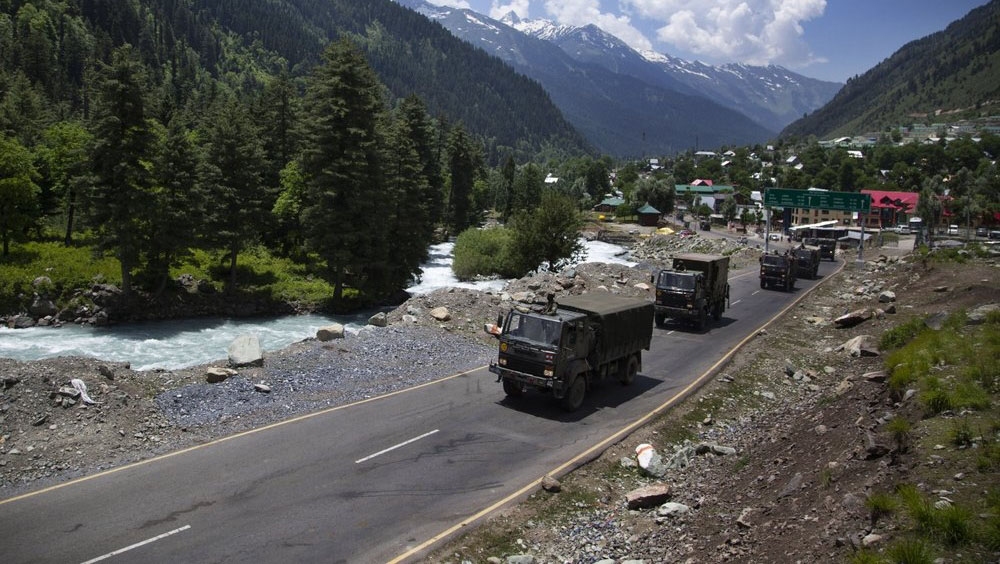 中印两军举行第十四轮军长级会谈，同意尽快恢复西段实控线地区和平。AP图片