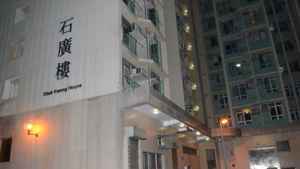 石廣樓一個單位內女子自縊亡。資料圖片