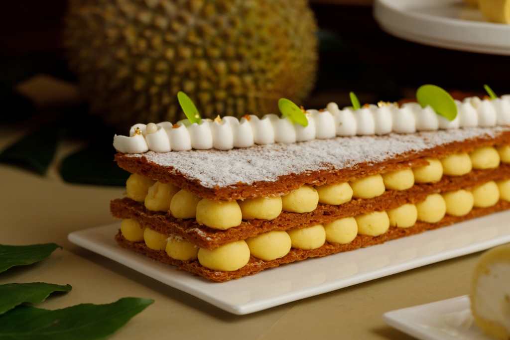 猫山王榴梿千层酥