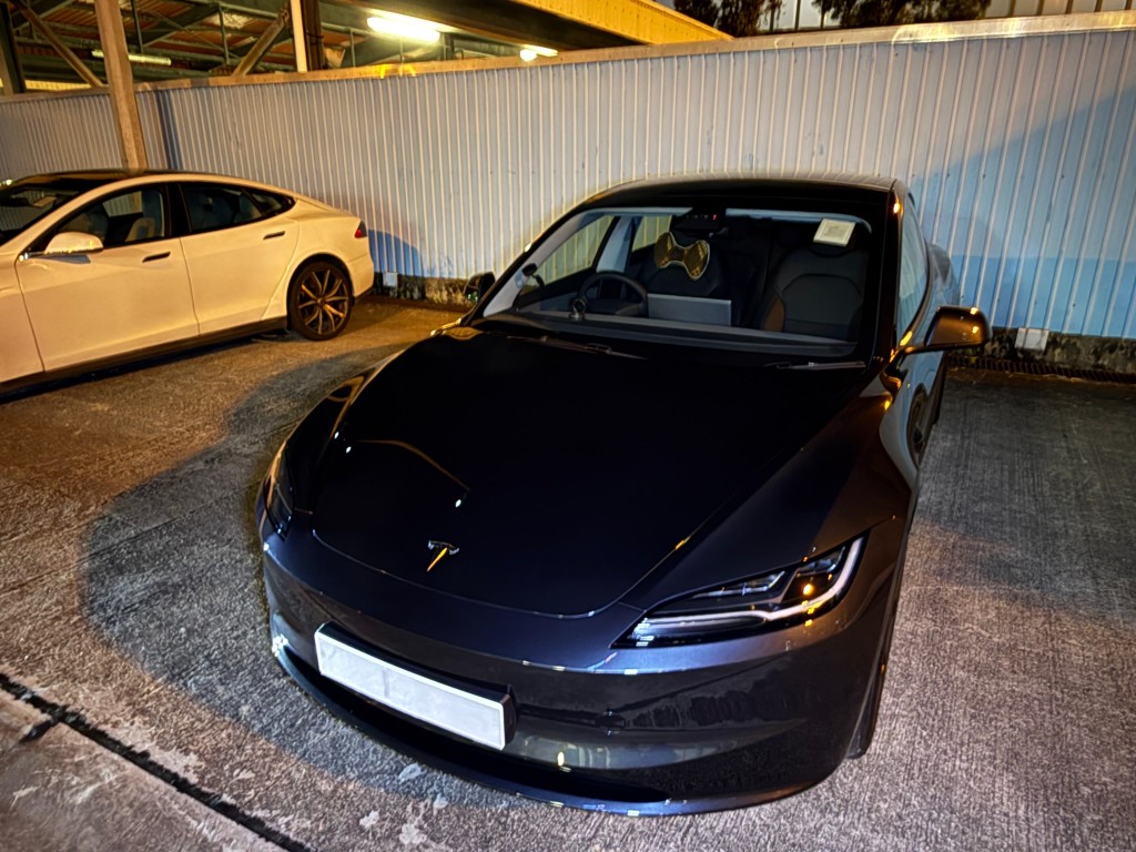 涉案私家車亦被扣查作進一步檢驗。