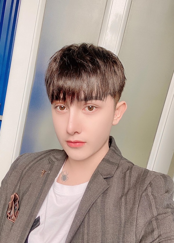 Đỗ Quyền facebook圖片