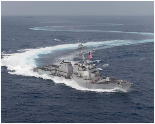 美軍其中一艘穿越台海的飛彈驅逐艦,威廉勞倫斯號(USS William P. Lawrence)。U.S. NAVY