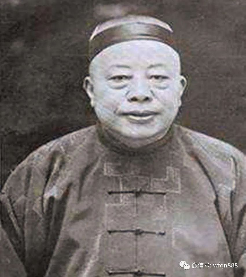 黃金榮原是上海青幫的大哥。